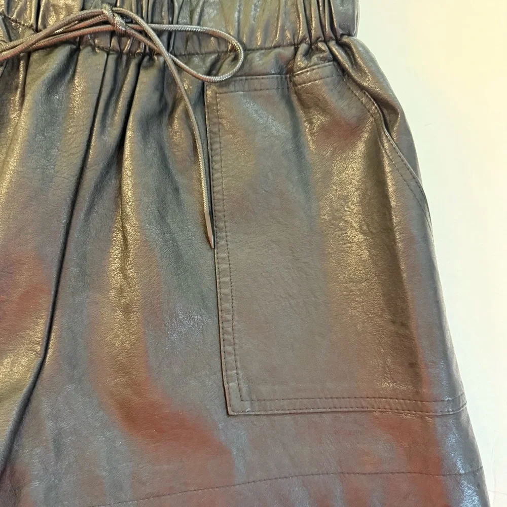 SCHHJZPJ vegan leather womens shorts size M lined elastic waist dressy casual